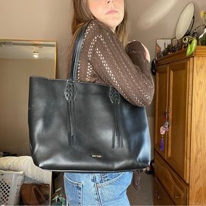 Black tote bag